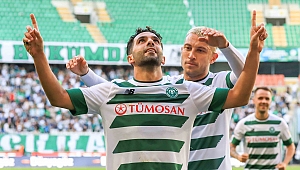 Konyaspor, evinde eski hocasına mağlup 2-1