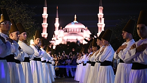 750 Semazen aynı anda Sema Ayin-i Şerif yaptı