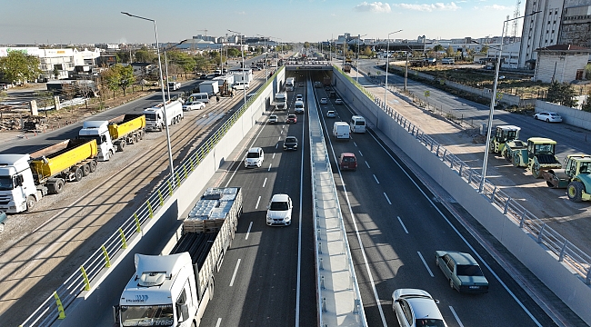Sedirler Köprülü kavşağı trafiğe açıldı
