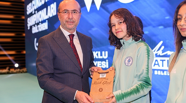 Selçuklu'nun başarılı sporcuları ödüllendirildi