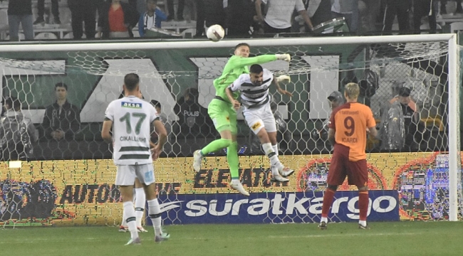 Konyaspor lige tutundu Galatasaray şampiyon