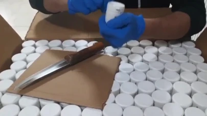 Uyuşturucu çetelerine operasyon 42 kişi tutuklandı