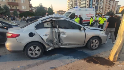 Aşırı hız beraberinde kaza 3 yaralı