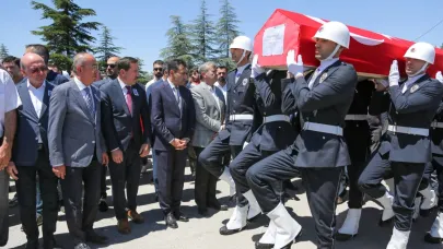 Yangın şehidi toprağa verildi