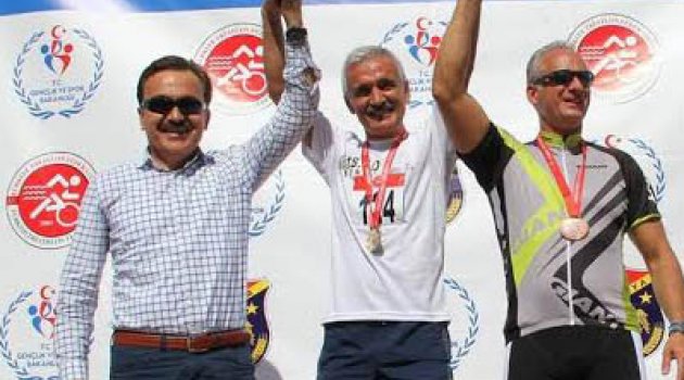 Atamer'den kıskandıran şampiyonluk