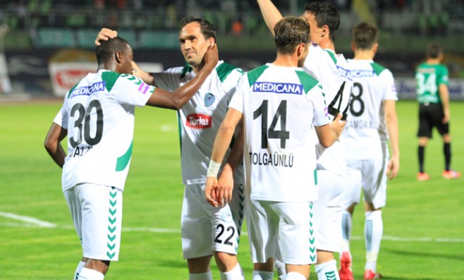 Gekas Konyaspor'un tarihine geçti
