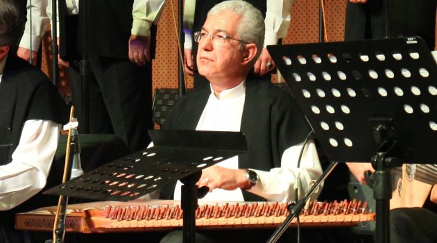 Mevlana’nın “GEL” sözünü beste yaptı
