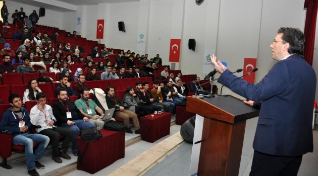 NEÜ’de Devfest Etkinliklerinin 4.sü Gerçekleştirildi