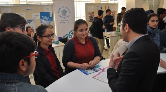 NEÜ Meslek Tanıtım Fuarına Ev Sahipliği Yapıyor