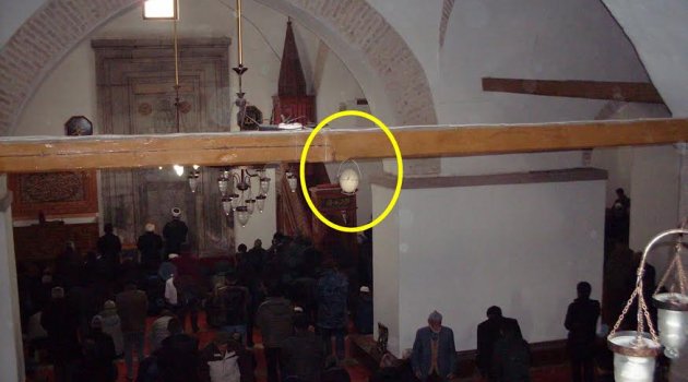 Tarihi Camideki Koruyucu Sır