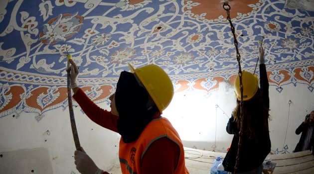 Tarihi Camileri Gelecek Kuşaklara Aktarıyoruz