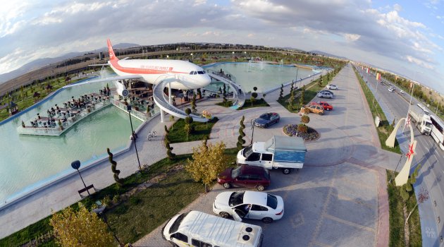Uçak Restoran Konya Mutfağı Şehre Değer Katıyor