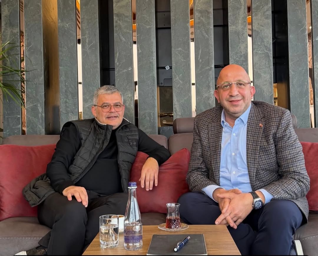 Armudun sapı, üzümün çöpü!