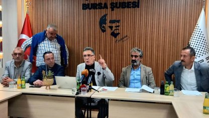 ADD Bursa: Cumhuriyeti ve devrimi her gün anıyoruz, koruyacağız