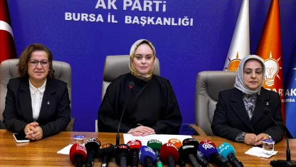 AK Parti Kadın Kolları Bursa: Şiddetin her türü kabul edilemez
