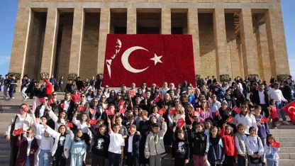 Anıtkabir’e 10 Kasım’da ziyaret rekoru... 1 milyon 219 bin 148 kişi