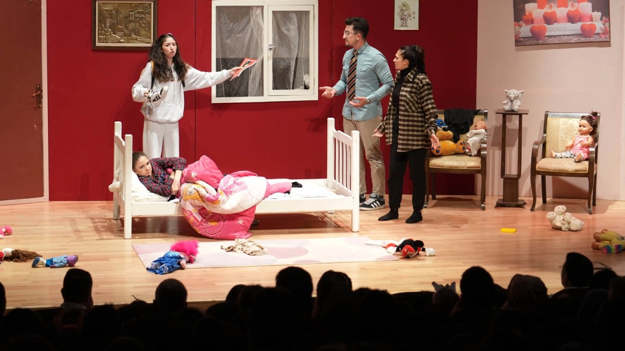 Ankara Keçiören&#039;de çocuklar &#039;Tembel Ayşe&#039; ile ikinci kez buluştu