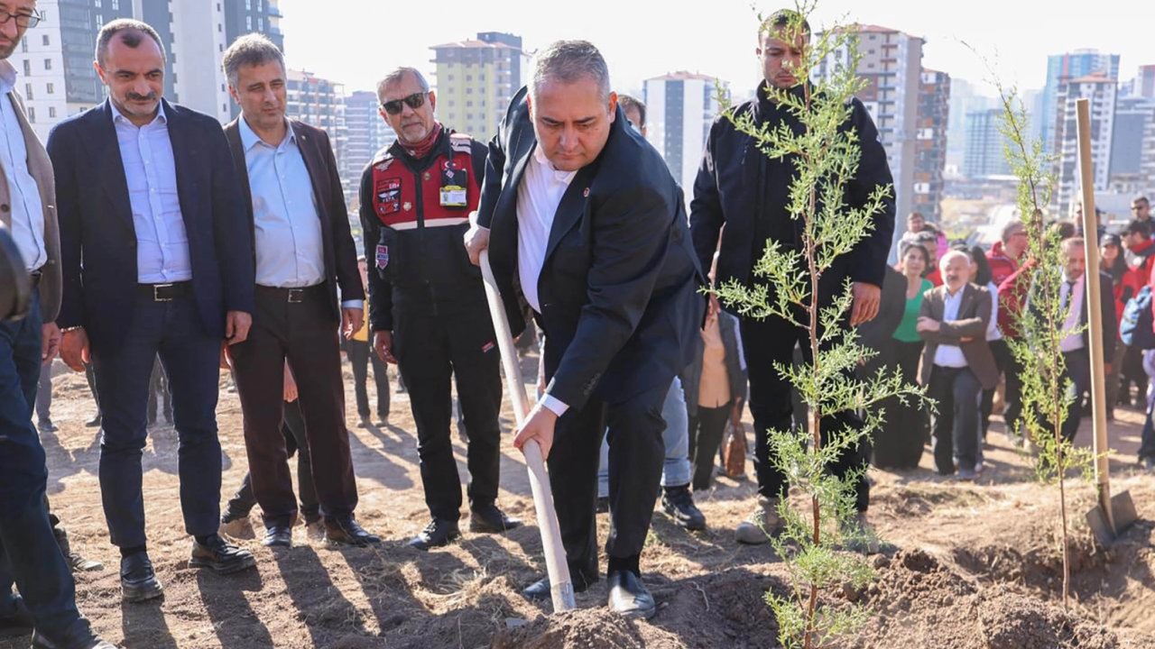 Ankara Keçiören’de fidanlar toprakla buluştu