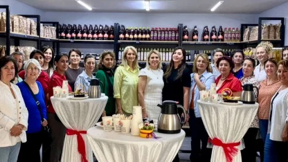 Antalya Muratpaşa'da kadın dayanışması büyüyor