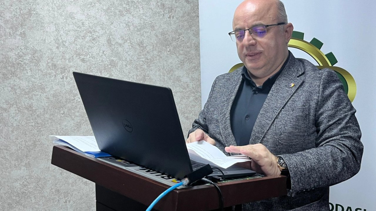 Artvinspor&#039;da Başkan Yıldırım, 3. kez güven tazeledi