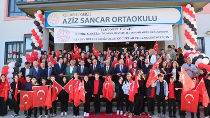 Aziz Sancar Ortaokulu Gebze'de törenle hizmete açıldı