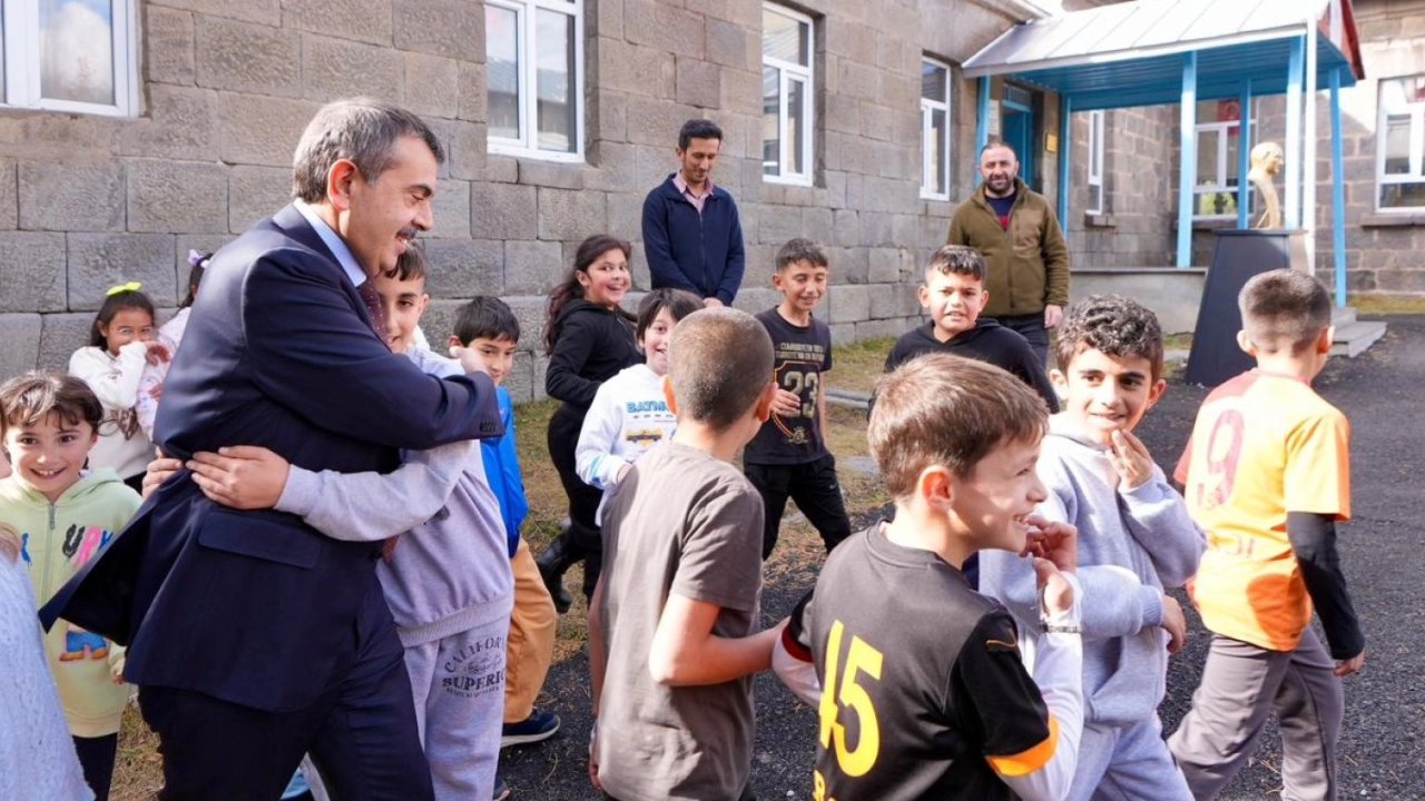 Bakan Tekin&#039;den &#039;ara tatil&#039; açıklaması: Henüz verilmiş bir karar yok!