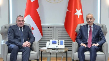 Bakan Uraloğlu Gürcistanlı mevkidaşı Sokhadze ile görüştü