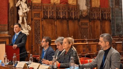 Başkan Aras, Barselona’daki MedCities Genel Kurulu’nda konuştu