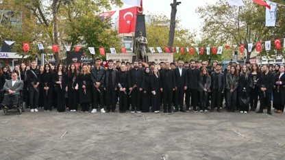 Bursa Gemlik’te gençlerden ‘Sonsuza Dek İzindeyiz’ mesajı