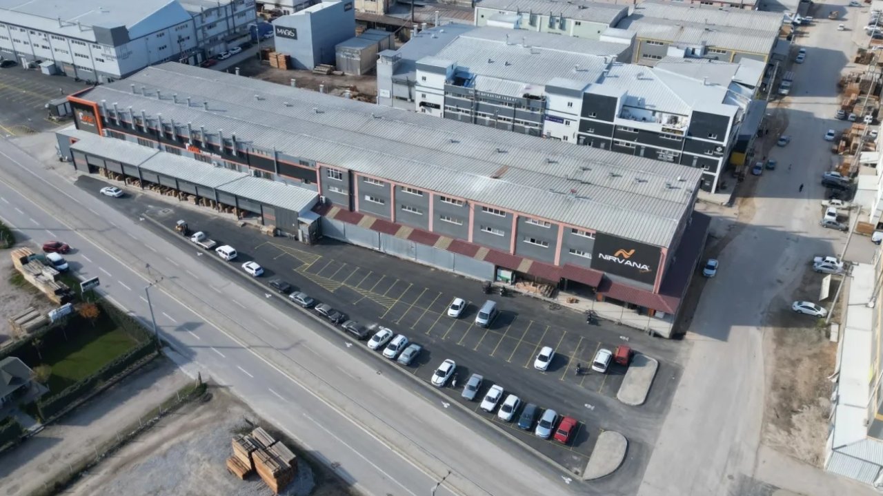 Bursa İnegöl&#039;de Ağaç İşleri Sanayi Bölgesi&#039;nde 261 araçlık otopark