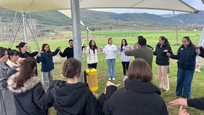 Bursa Nilüfer'de gençler iklim krizini doğada ele aldı