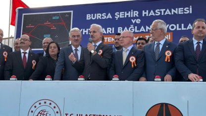 Bursa ulaşımı hızlanıyor... Bursa Şehir Hastanesi ve YHT Garı Bağlantı yollarının temeli atıldı