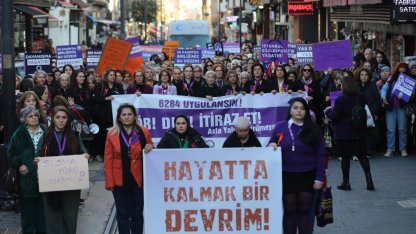 Bursa'da adımlar şiddetsiz dünyaya atıldı