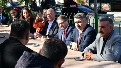 Bursa'da Başkan Yılmaz Vakıf Mahallesi’nde vatandaşlarla buluştu