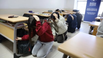 Bursa'da YKS Merkezi'nde deprem tatbikatı