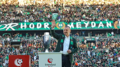 Büyükakın, Kocaelispor’u kutladı