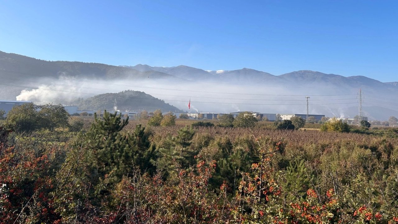 CHP’li Milletvekilleri Kestel ve Gürsu’daki hava kirliliğine dikkat çekti... Sanayi bacaları filtre çalıştırmıyor!