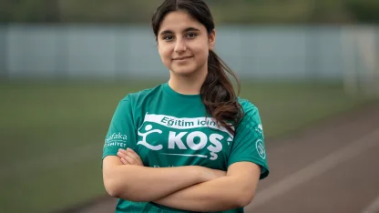 Darüşşafaka koşucusu İnci Naz Sönmez maratonun 'en iyi koşucusu' seçildi