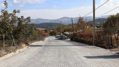 Denizli'de kilit parke çalışmalarıyla modern yol konforu