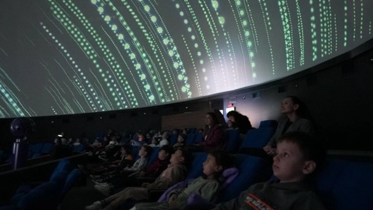 Denizli&#039;de miniklerden uzaya sanal yolculuk