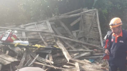 Düzce’de çöken ahşap evde 1 kişi hayatını kaybetti