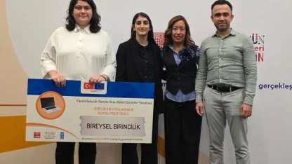 “Fikrim Gelecek” Hackathonu’nda Manisa’ya birincilik geldi