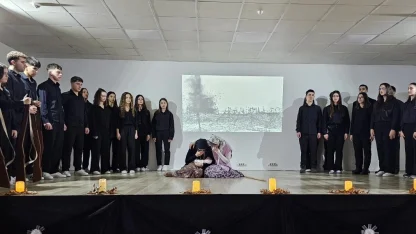 Gazi Mustafa Kemal Atatürk Gölcük'te şükran ve minnetle anıldı