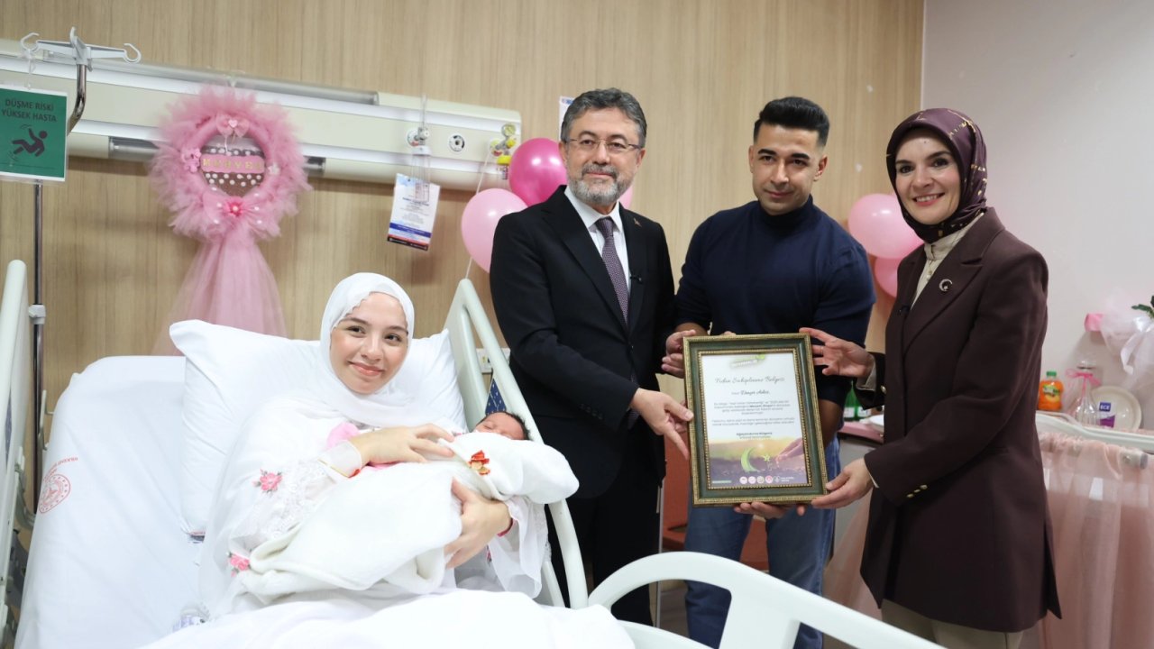 &quot;Her Aile 1 Fidan&quot; projesi başladı... Yeni doğan bebekler ve çiftler için fidan dikiliyor