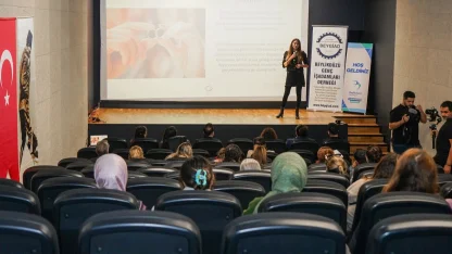 İstanbul Beylikdüzü'nde 'Evlilik Okulu' başladı