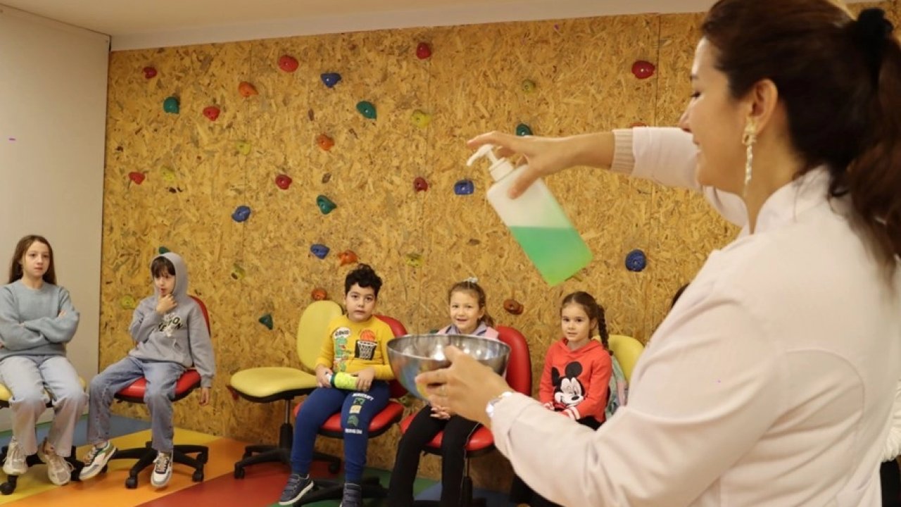 İstanbul Maltepe&#039;de bilim dolu tatil etkinliği