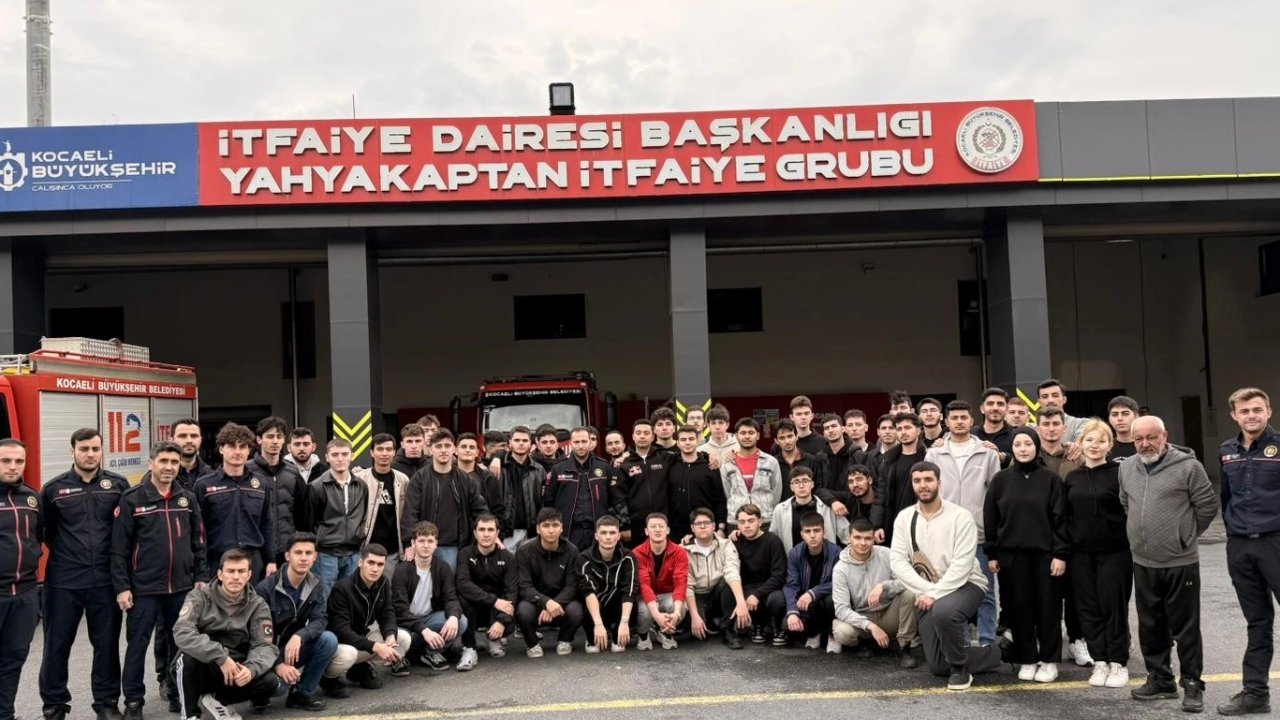 İtfaiyeci adaylarından Kocaeli İtfaiyesi’ne teknik ziyaret