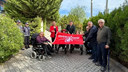 İzmir Büyükşehir’den bir “Kırmızı Bayrak” da Çeşme Belediyesi'ne