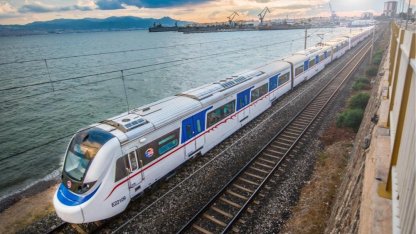 İzmir Büyükşehir'den Tugay’dan TCDD’ye sert çıkış: Ray kirasını sıfırlayın, 90 dakikayı hemen getireyim