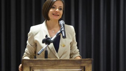 İzmir Karabağlar ‘da eğitim emekçilerine anlamlı gece